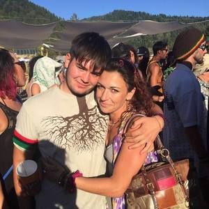 Meet your Posher, Emanuela